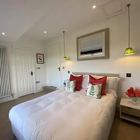 4 Bed In Norwood Oc-b35549 Сasa de vacaciones