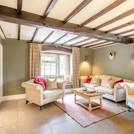 4 Bed In Norwood Oc-b35549