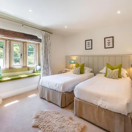 4 Bed In Norwood Oc-b35549 Ferienhaus *