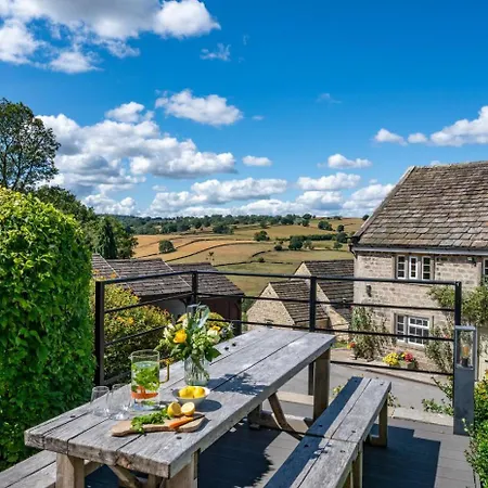 Holiday home 4 Bed In Norwood Oc-b35549
